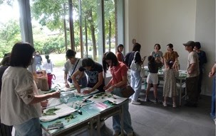 《越南移民花園-靜默歷程:阮英俊個展》植物敲拓工作坊